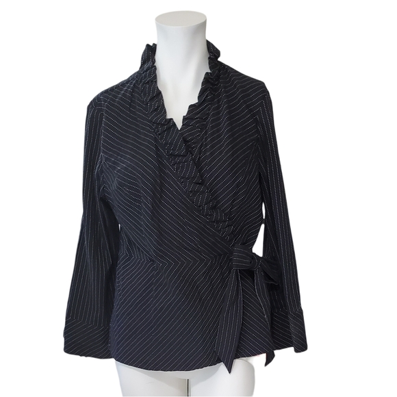 Classiques Entier Atelier Black and White V-Neck Wrap with Bow Closure Blouse - Picture 13 of 13